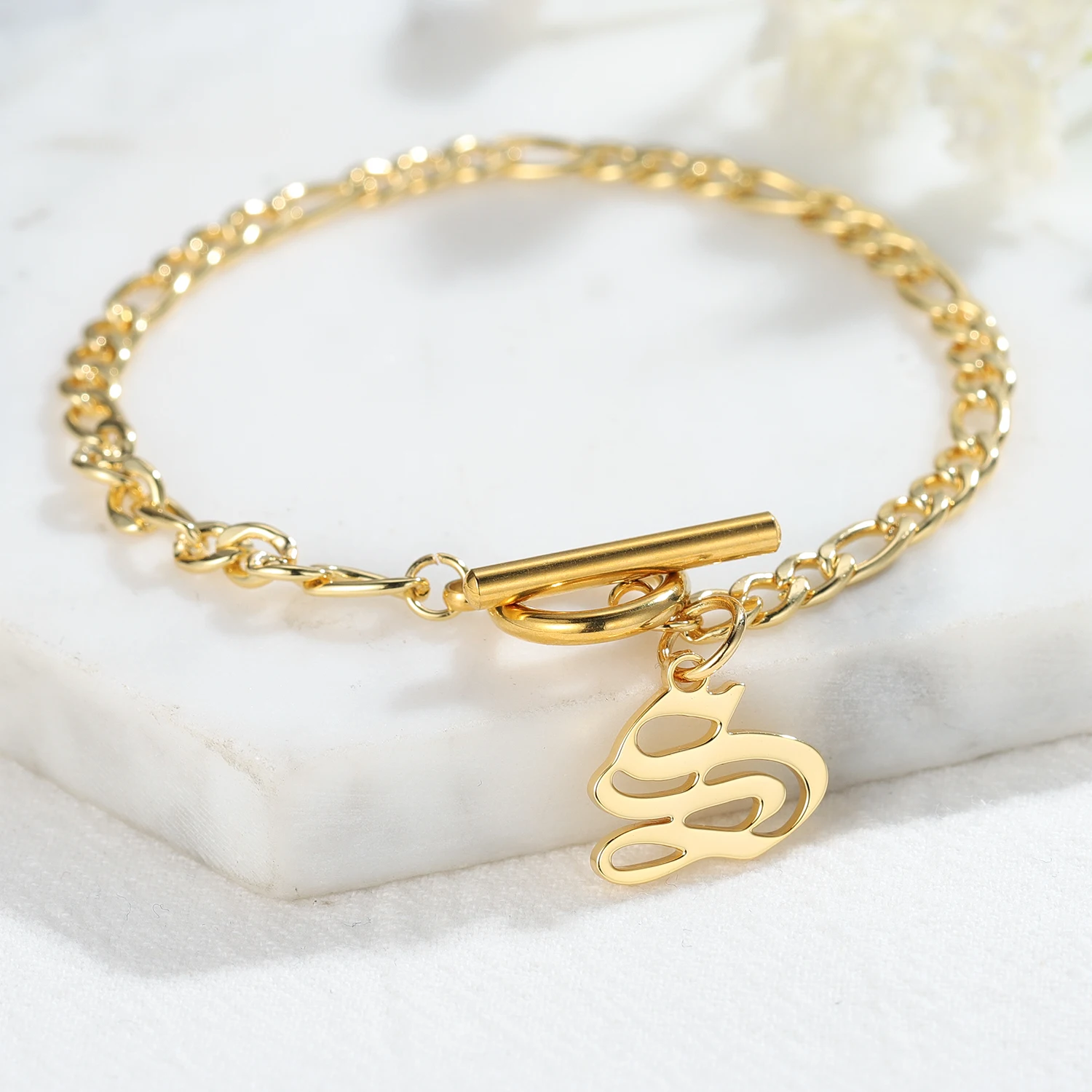 

Old English Punk Charm Classic Letter Bracelet Stainless Steel Charm Wholesale A-Z Alphabet DIY Jewelry Bracelet Necklace Making