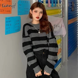 Vintage Knitting Pullovers O-neck Striped Full Sleeves Patchwork Short Sweaters Harajuku Y2k Gothic Black Gray Cropped Sweaters