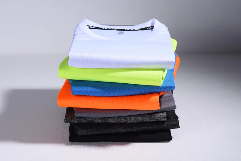 Solid Color Polyester T Shirts Men Clothing Gym Clothing Slim Fit Athletic Wear Camiseta Casual T-Shirt Running Ftness Tops Tees