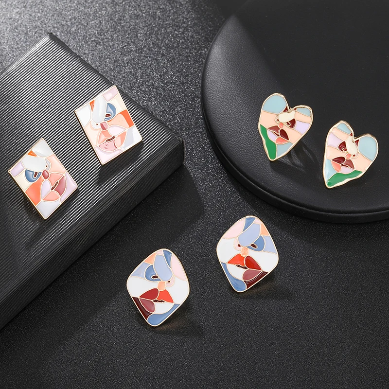 Geometric Punk Human Face Clip on Earrings for Women Retro Abstract Metal No Pierced Hit Color Fashion Ear Clips Enamel Jewelry