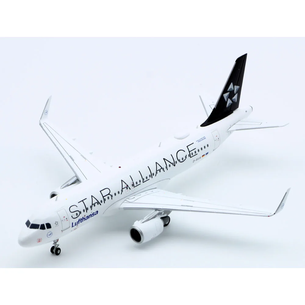 Samolot kolekcjonerski ze stopu 1:200 JC Wings EW2320012 Odlewany model samolotu Lufthansa Airinles „Star Alliance” Airbus 320 D-AIUA