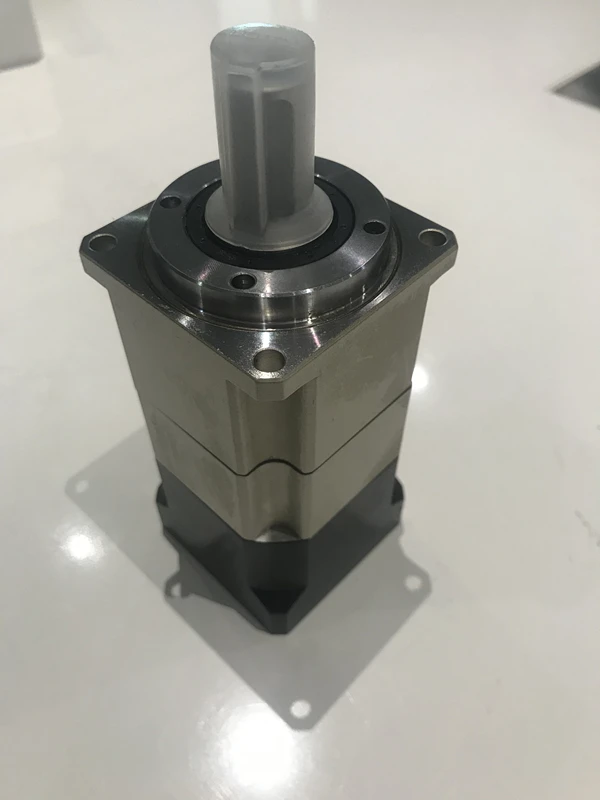 

high Precision Helical gear planetary reducer gearbox 15:1 to 100:1 for 60mm 200w 400w AC servo motor input shaft 14mm