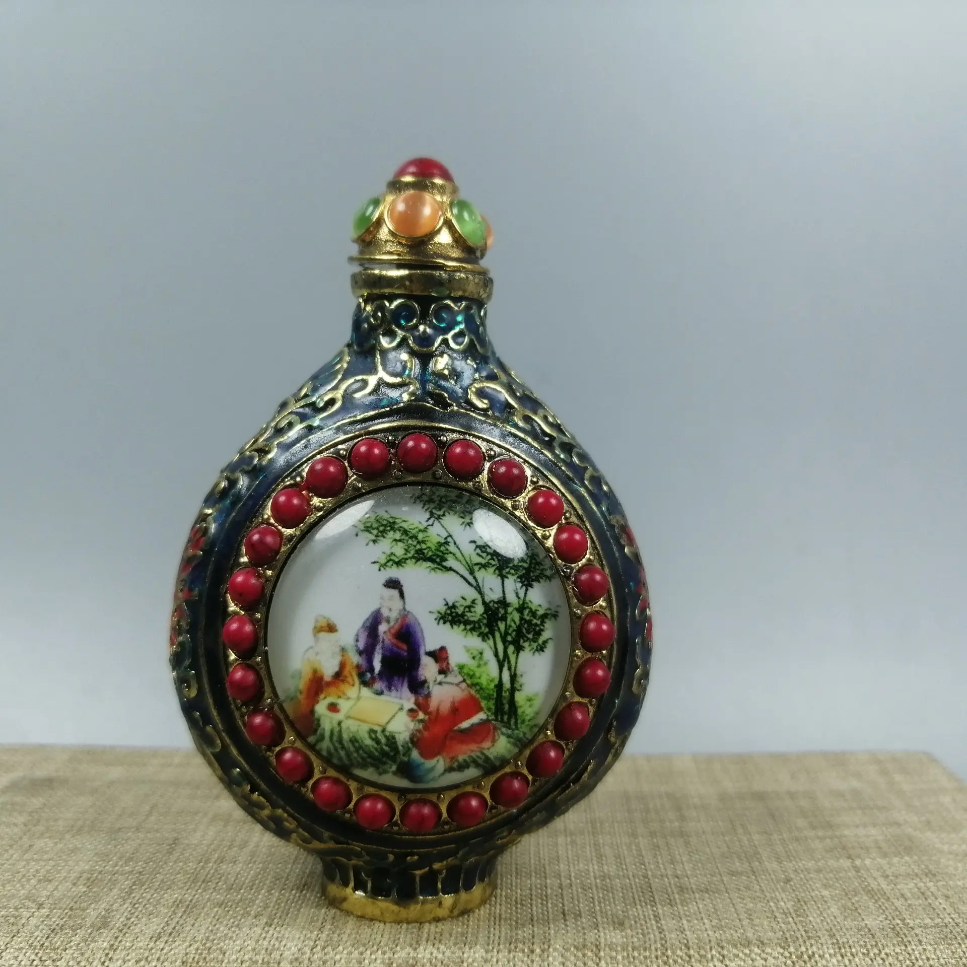 

Chinese Old Beijing Old Goods Collection Old Copper Tire Cloisonne Inlaid Turquoise Snuff Bottle