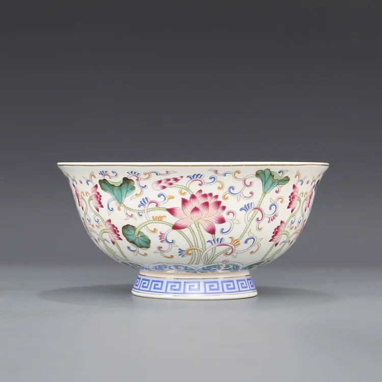 Qing Dynasty Qianlong Year Mark Painted Gold Lotus Pattern Bowl Jingdezhen Enamel Bowl Antique Porcelain Collection