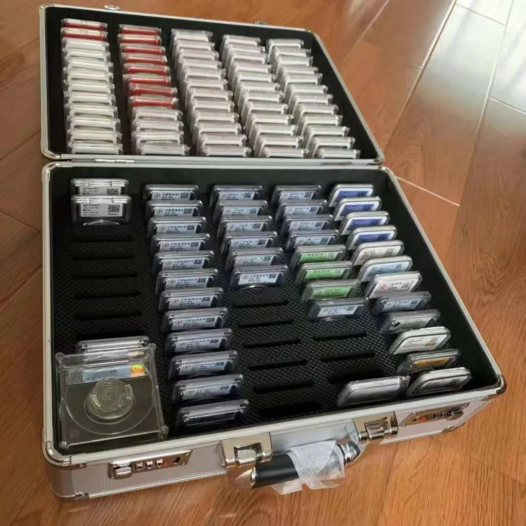 

High quality 42*32*22cm 120 pieces grading coin storage collection identification coin box suitcase Aluminum alloy password case