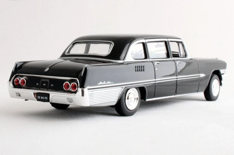 NEW 1/43 Scale ZIL-111G USSR Cars Diecast Alloy toy Model for collection gift