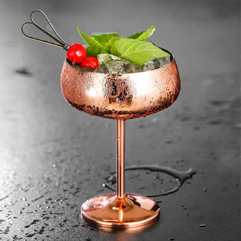 

Stainless steel wide-mouth saucer cocktail glass simple metal cocktail glass bar restaurant martini goblet