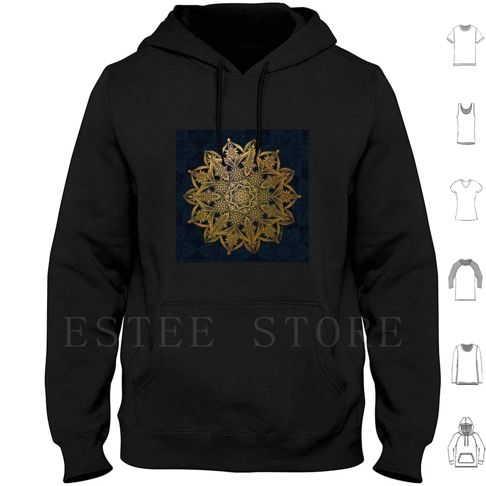 Suvarna: Sudaderas con Mandala Dorado, Mandala de Loto Dorado, Simetría de Hoja Verde, Intrincado y Hermoso Diseño Folclórico