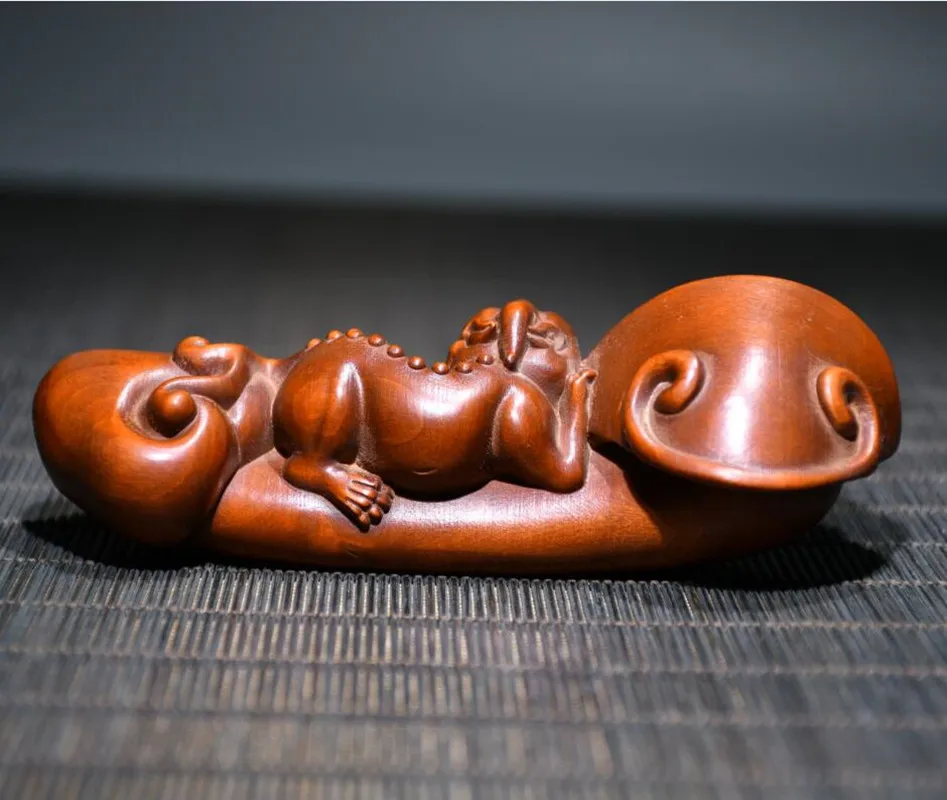 Archaize seiko Hand-carved boxwood mythical wild animal Wishful household decoration crafts statue