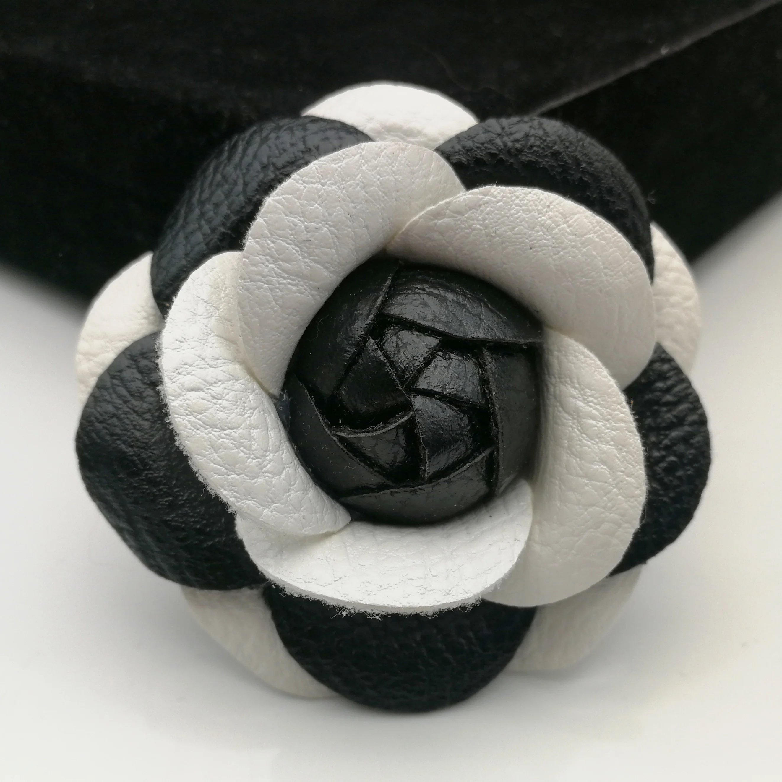 2020 Luxury Big Brooches for Woman Scarves Buckle Pin Cloth Art Fabric Flower Brooch Fashion Clothing Jewelry Accessories Gifts