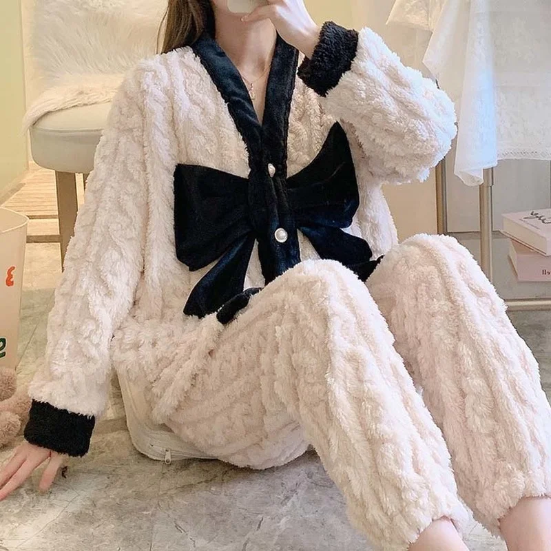 Women Coral Fleece Pajama Sets Big Bow Sweet Buttons V-neck Long Sleeve Flannel Sleepwear Soft Thicken Warm Pyjamas Student Cute