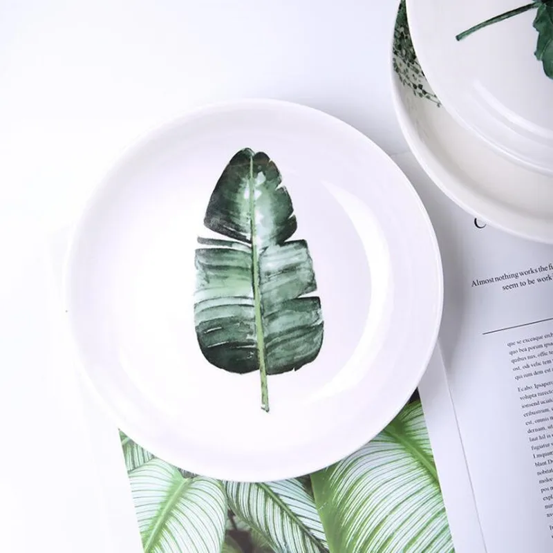 8 inch Green Plants Plate Gift Box Suit Round Ceramic Plate Porcelain Dishes Dessert Dish Fruit  Cake Tray Food Dinnerware 1Set