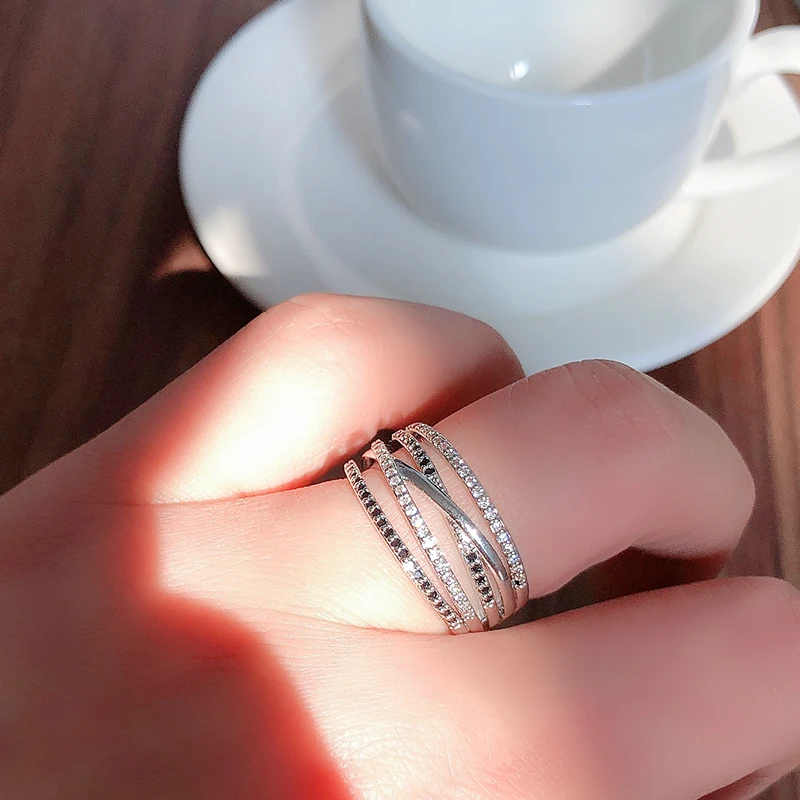 Kinel Hot Cross Twist Women Finger Rings With Black&White Natural Zircon Stone Micro Paved Trendy Rings Gift Fine Jewelry