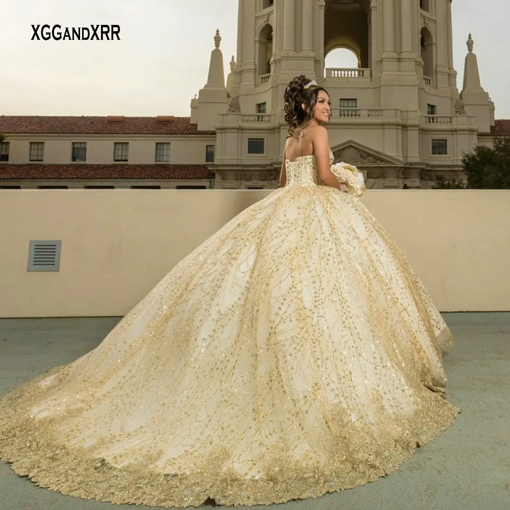 Gaun pesta emas yang disesuaikan gaun dansa Quinceanera gaun 2025 payet berkilau Vestido De 15 AFO OS quincealeras manis 16 Quince gaun pesta