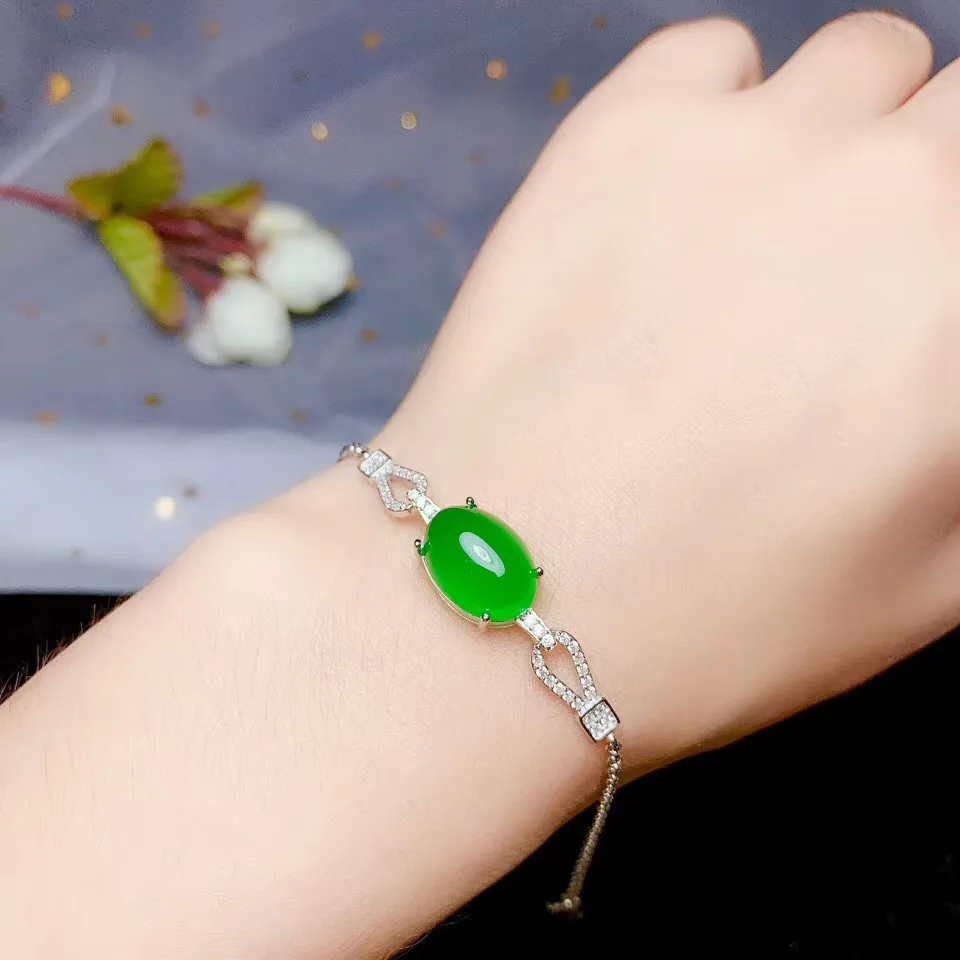 

Natural green chalcedony bracelet, 925 silver precision design, luxury bracelet, party essential jewelry