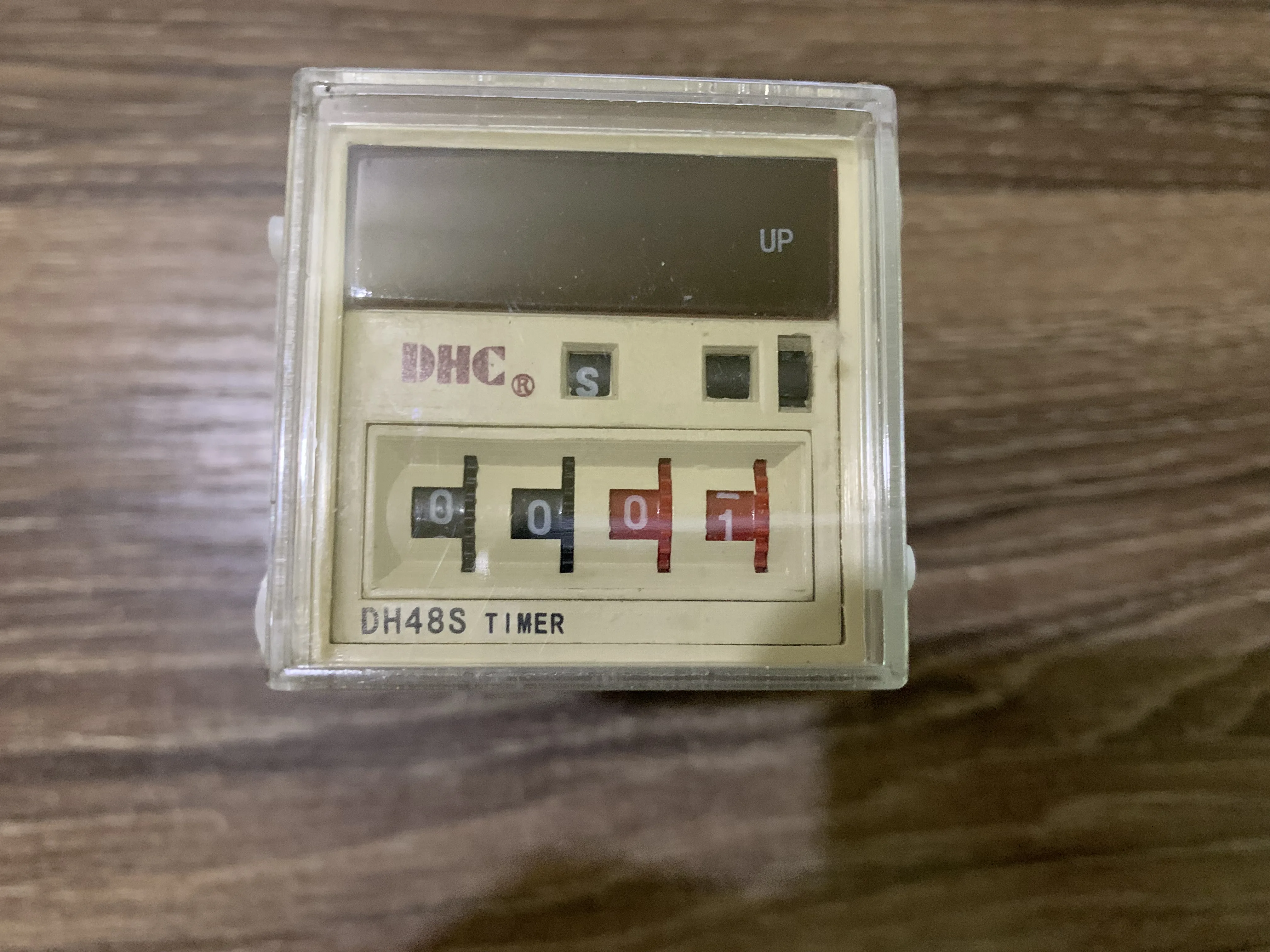 DHC  time relay DH48S-2Z-H with a group of instantaneous delay a group of power-delay