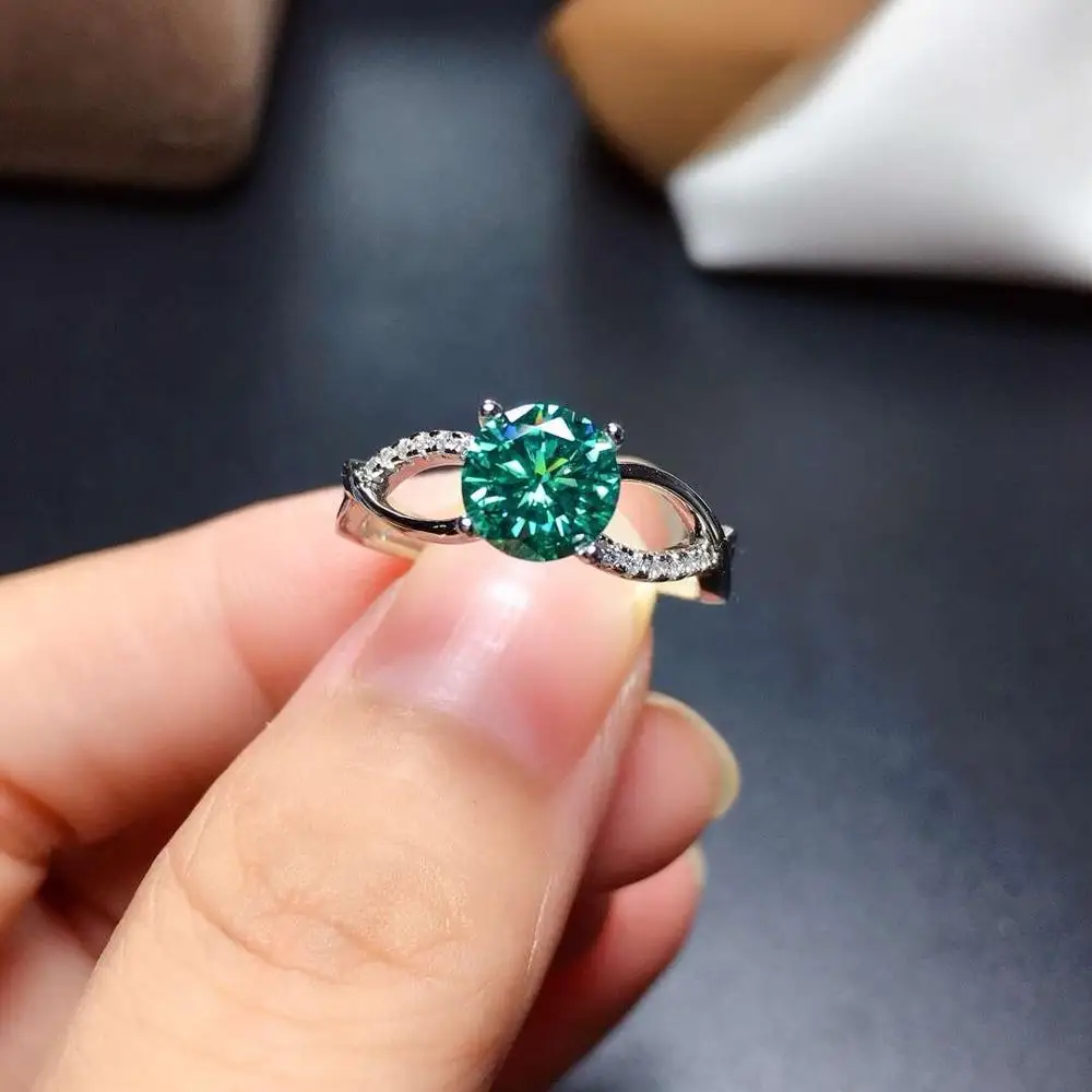 Newest style flashing green moissanite gem ring for women 925 sterling silver shiny better than diamond engagement ring gift