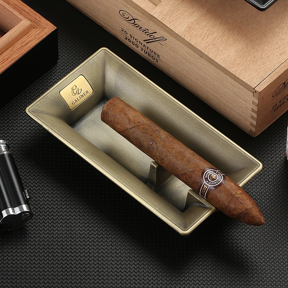 

GALINER Metal Retro Cigar Ashtray Portable Home Cigar Holder 1 Tube Tobacco Rest Smoking Accessories Cigar Ash Tray