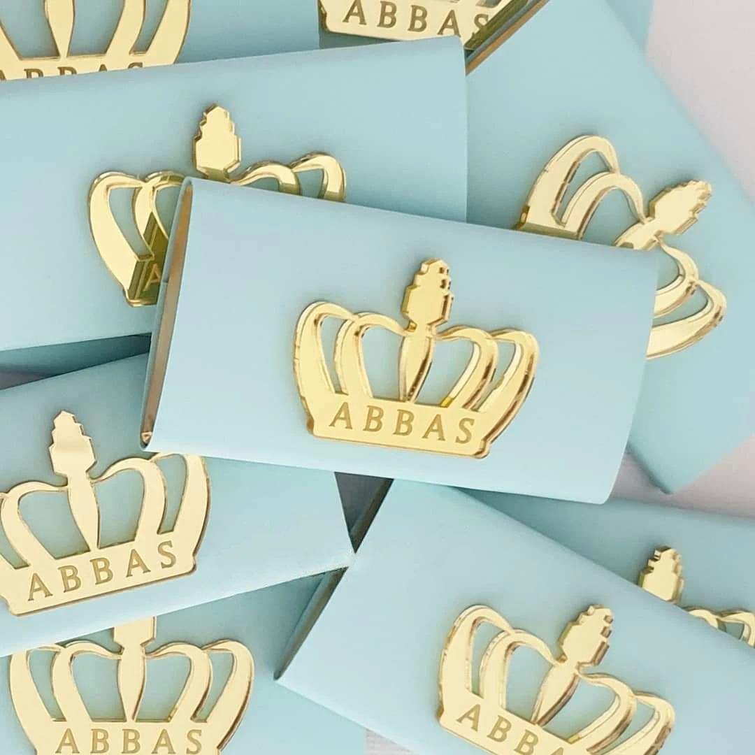 

30pcs Personalized Mirror Acrylic Crown Baby Name Princess Baptism Birthday Party Chocolate Bars Centerpieces Decoration Favors