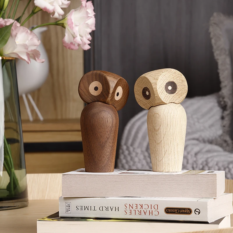 Lovely Fashion Owl Bird Animal Figurines Decor Home Living Room Bookshelf Natural Miniature Woodcraft is Popular Cute Kid Gifts