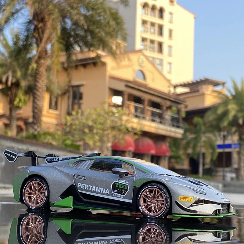 1:32 HURACAN ST EVO modello di auto sportiva in lega pressofuso e veicolo giocattolo giocattolo in metallo modello di auto simulazione collezione di