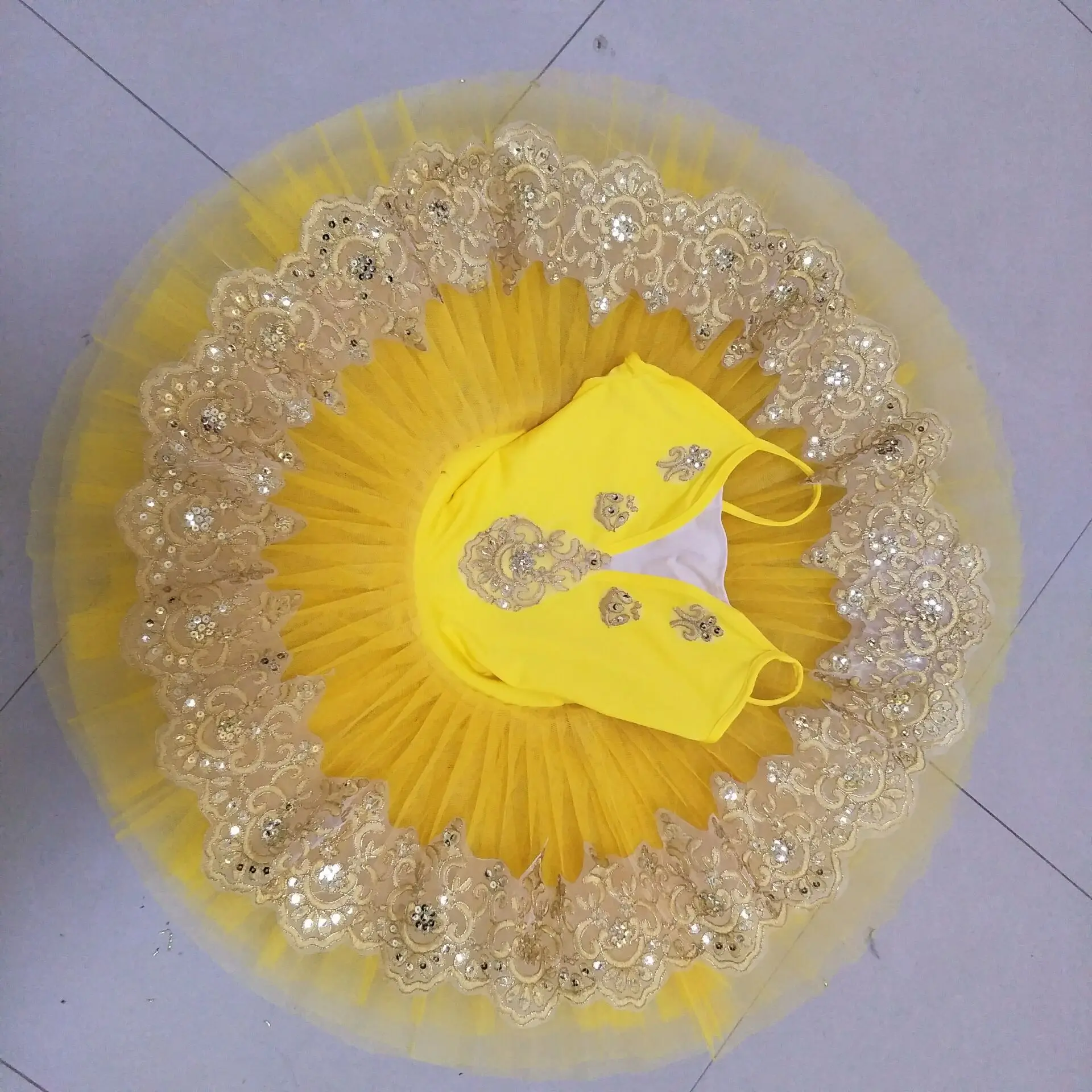 

Yellow girl children's little swan dance skirt ballet performance clothing practice skirt TUTU yarn skirt ballet dance clothing