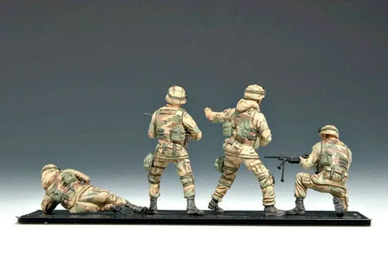 Trumpeter 00410 1/35 Scale US 101ST AIRBORNE DIVISION CREW Soldier 4 Figures model kit