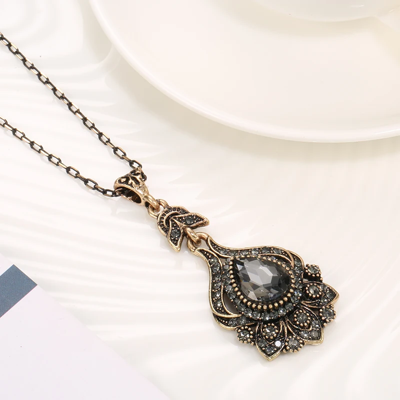 Kinel Luxury Gray Crystal Bridal Necklace For Women Antique Gold Color Beach Party Pendant Necklace Vintage Jewelry 2021