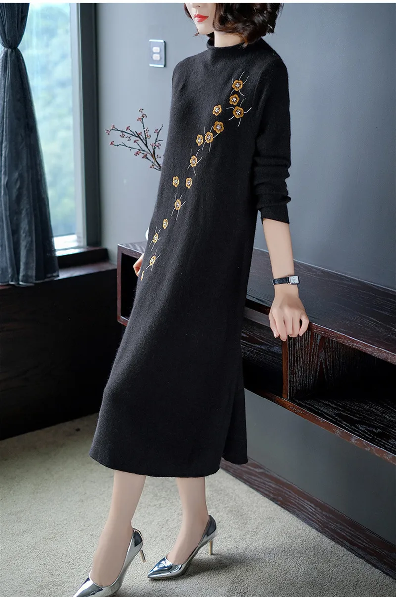 Fashion 2020 Robe Knitted Dress Women Autumn Winter Sweater Dresses Slim Turtleneck Red Embroidery Dress Vestidos WXF540