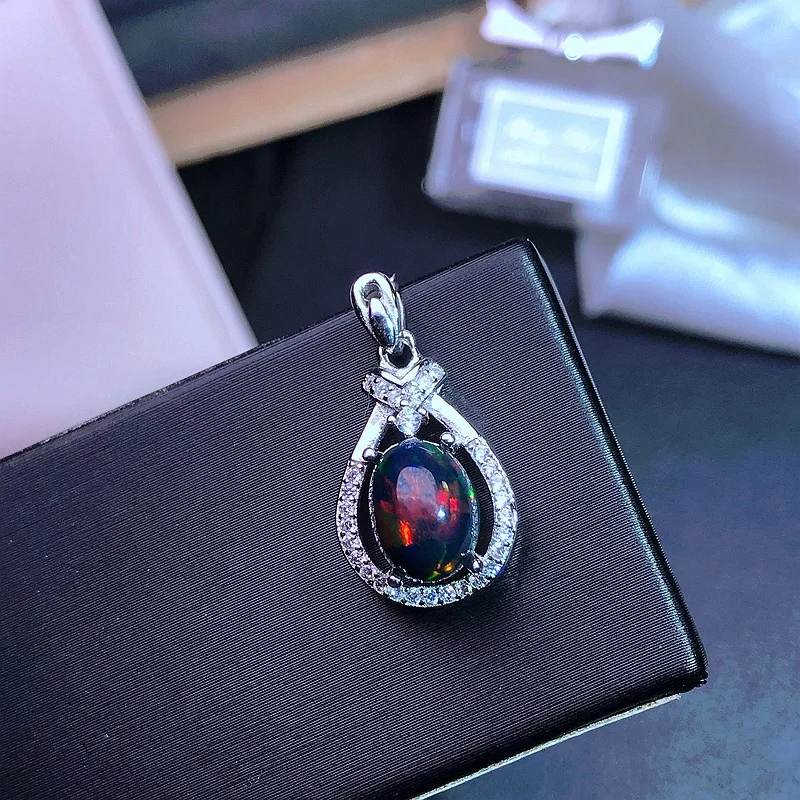 Female Small  Pendants Necklaces Rose Gold Wedding Necklaces for Women  Black Natural Opal Necklace