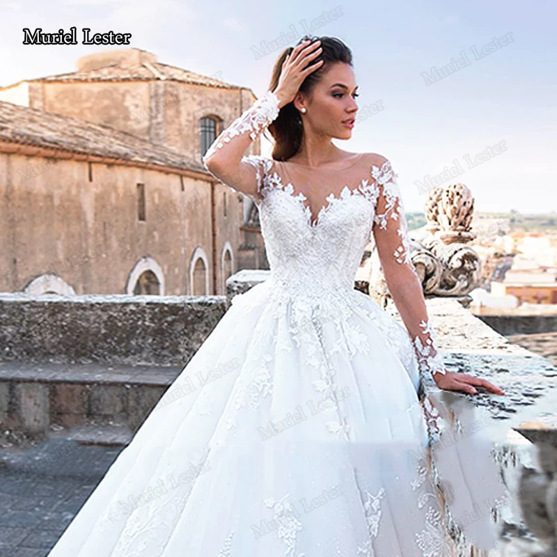 Romantico principessa Ball Gown abiti da sposa Plus Size Illusion O Neck Appliques sposa matrimonio festa formale abiti da sposa Tailore