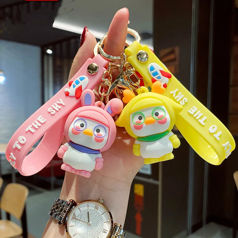 

PVC Cartoon Pilot Duck Keychain Yellow Pink Gray Brown Hat Car Key Ring Schoolbag Pendant Soft Rubber Doll Gift Supply