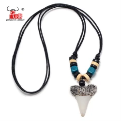 Man's Hawaii Surfer Jewelry Handmade Imitation shark teeth Pendant New Zealand Maori Tribal bone Choker Colored wooden Necklace