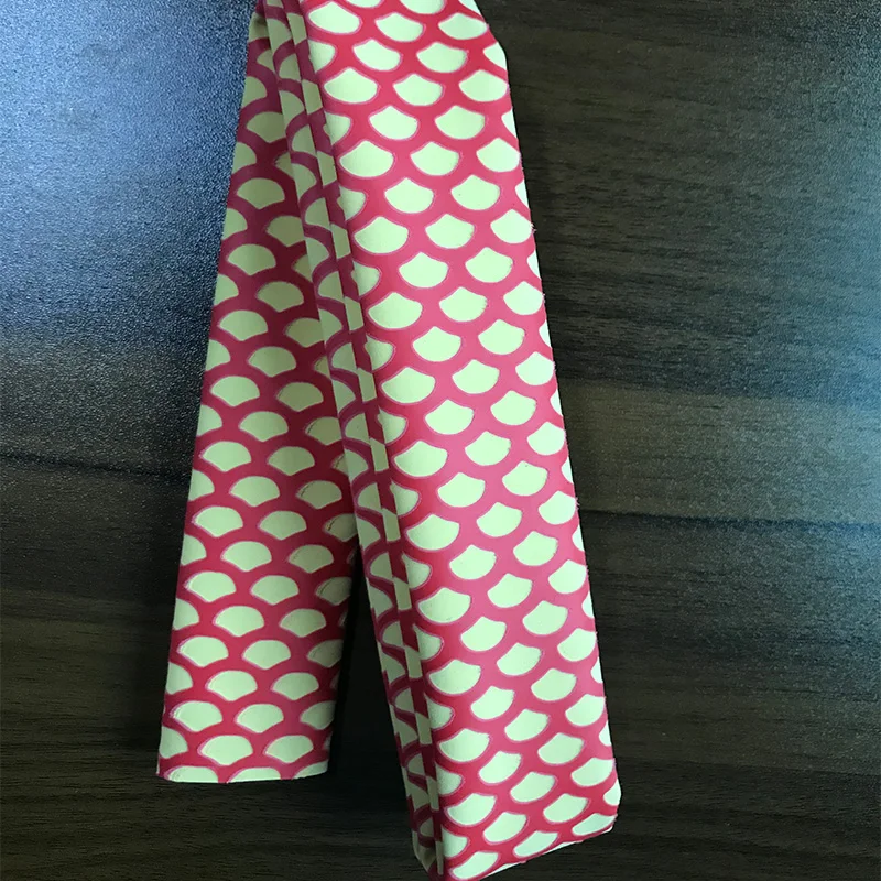 مقبض قضيب الصيد الرائع ذو اللونين على شكل مقياس سمك أنبوب الانكماش الحراري، غطاء قضيب الصيد، حزام لف قضيب الصيد