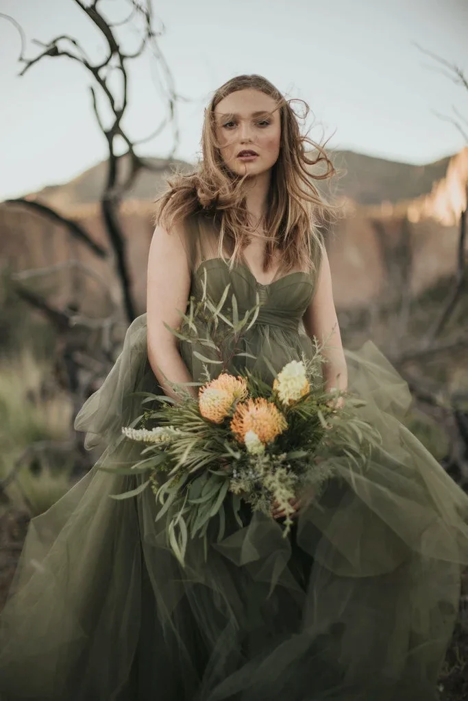 Abito da ballo verde scuro per servizio fotografico A-line semplice Tulle scollo a v abito da sera alto basso a strati robe de soirée de mariage