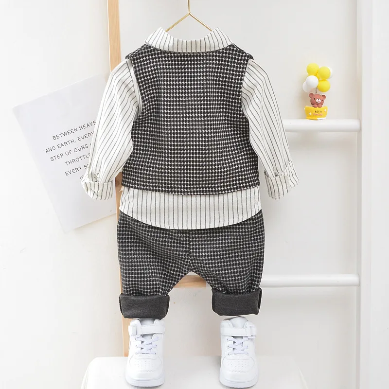 Kinder Kinder Gentleman Kleidung Anzug Geburtstag Hochzeit Party Elegante Set Baby Boy Casual Wear Gestreifte Hemd Weste Hosen Kostüm