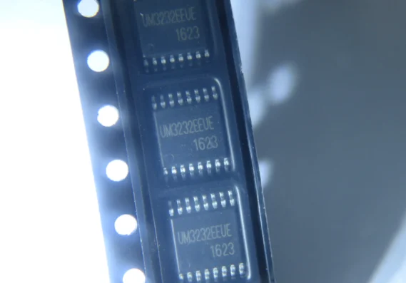 10 Stks/partij UM3232EEUE UM3232 TSSOP16 Nieuwe Originele