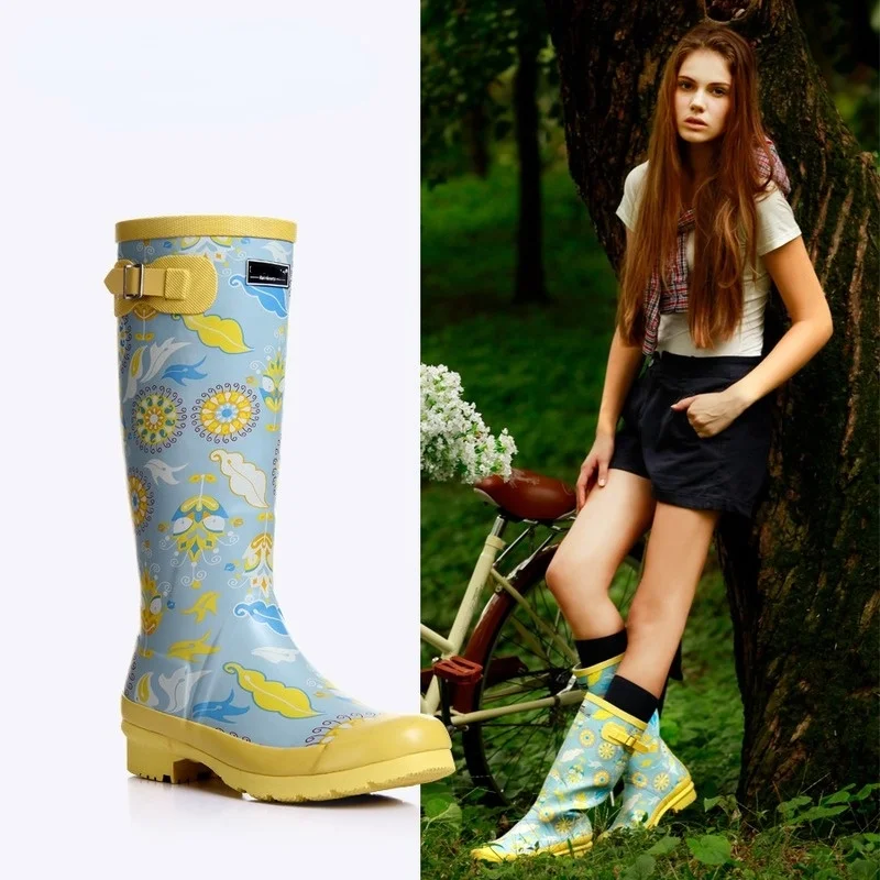 Women\'s high tube printing season rain boots rain boots high tube vulcanized shoes rubber European style high tube rain boots