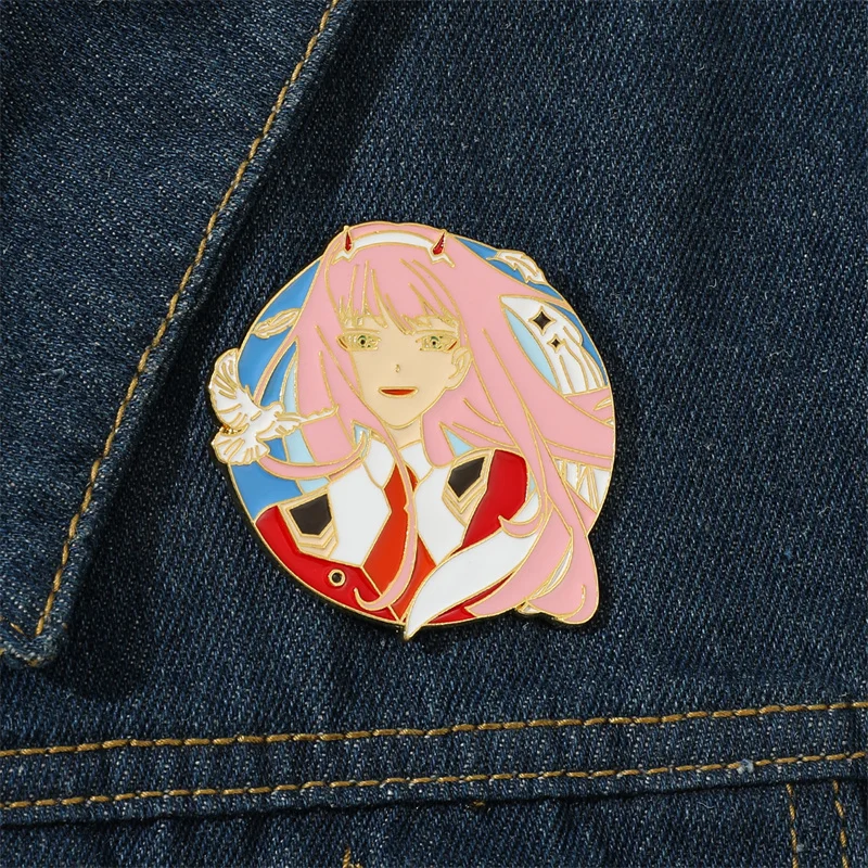 Anime DARLING in the FRANXX Elite Pilot Red Horn Partner Killer Anime Badge Men's and Women's Backpack Jacket Jewelry Gift