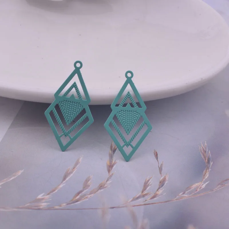 50pcs AC6005 15mm*27mm Colorful Shape Charms Pendants DIY Earring Findings
