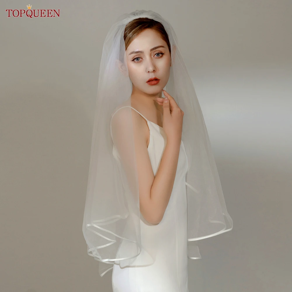 

TOPQUEEN V97 Short Wedding Veils with Ribbon Edge Bride Veil Double Layer Simple Bridal Veil with Blusher Elbow Length Lace