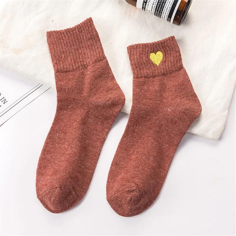 Socks for women autumn winter warm short sock Embroidery heart harajuku female casual socks ladies funny sox mujuer meias