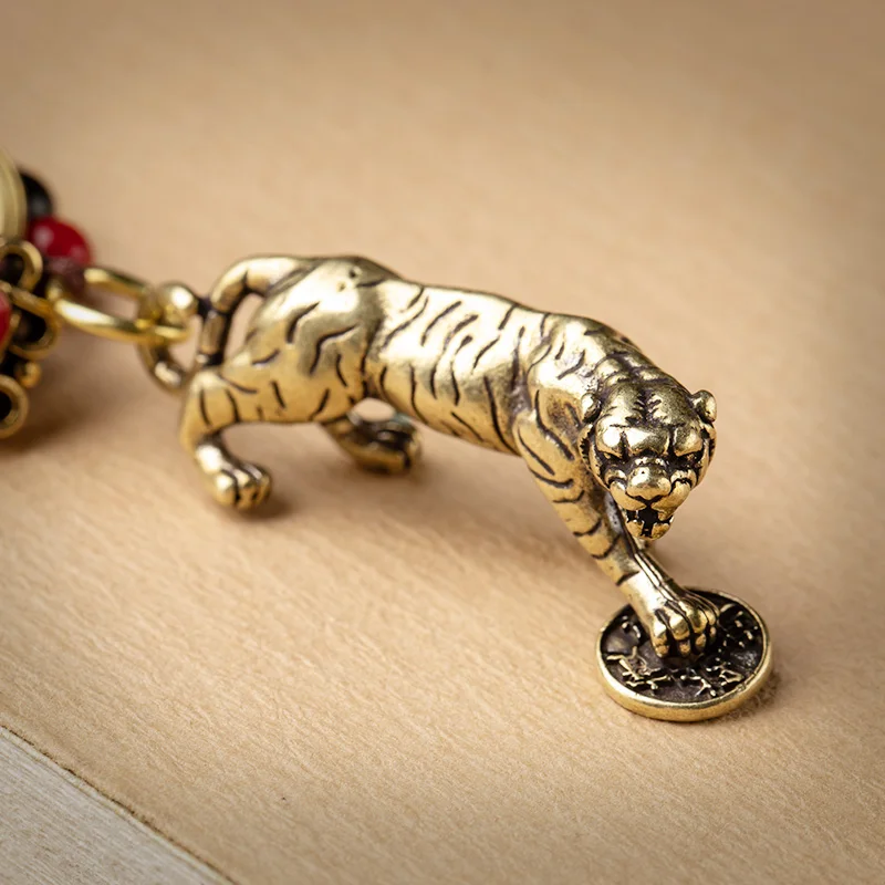 Vintage Brass Animal Tiger Keyring Lanyard Pendants Handmade Rope Chinese Five Emperors Coins Feng Shui Car Key Chains Hangings