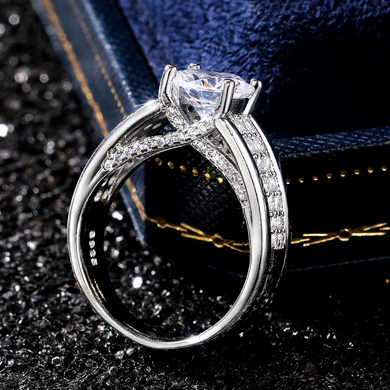 Huitan Newest Women Wedding Engagement Finger Rings Dazzling Round CZ Stone Elegant Accessories Bridal Fashion Jewelry Wholesale