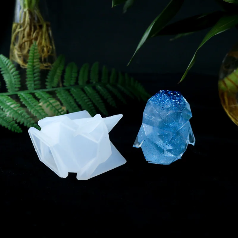 Penguin Drip Glue Mold Resin 3D Transparent Crystal Silicone Molds DIY Aromatherapy Candle Crafts Handmade Tools Form Decoration