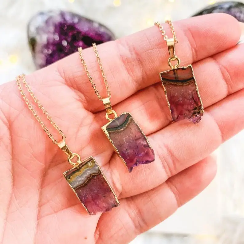 WT-N1299 Wholesale Fashion Gold Trim Natural Brazil Slice Amethysts Necklace Long Square Polish Small Purple Stone Necklace