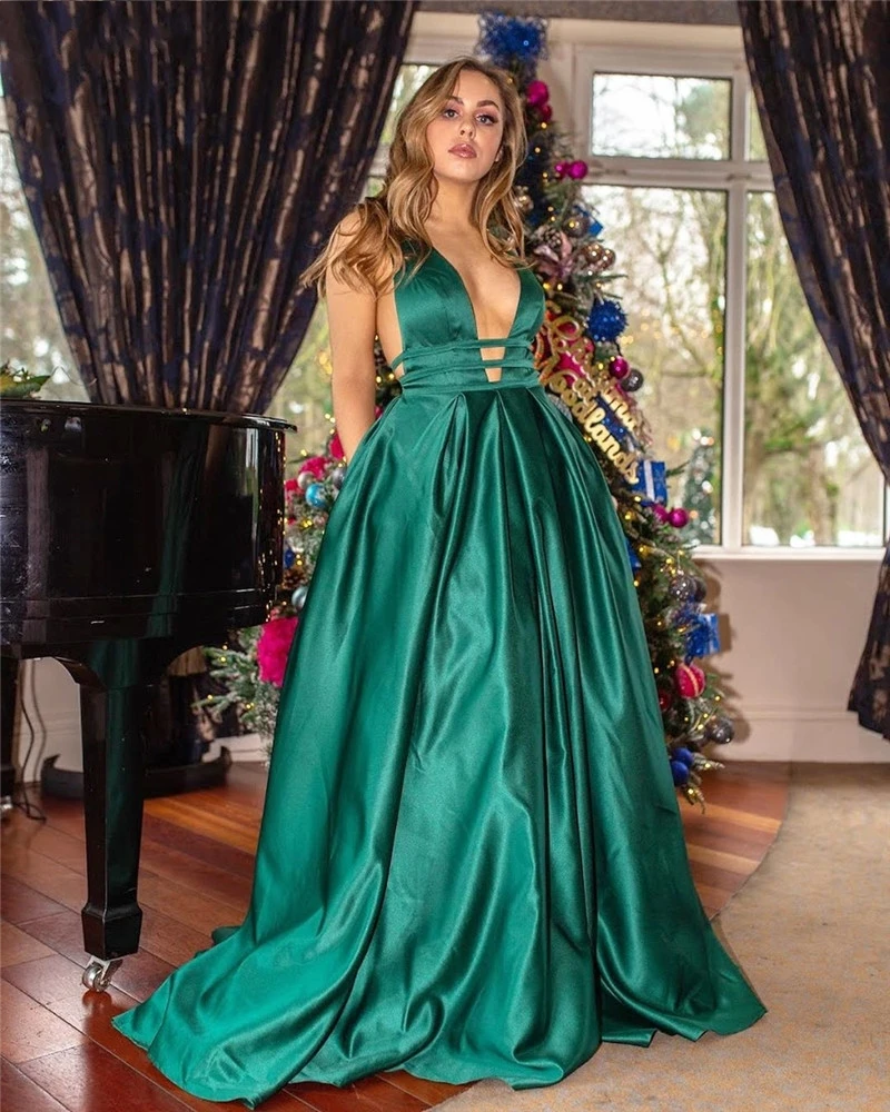 Sexy Green V-Neck Formal Evening Dresses 2024 Sleeveless Cutaway Sides Backless Simple Prom Party Gowns Vestidos de Fieast