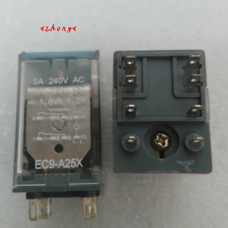 

Ec9-a25x РЕЛЕ 8-pin AC220V