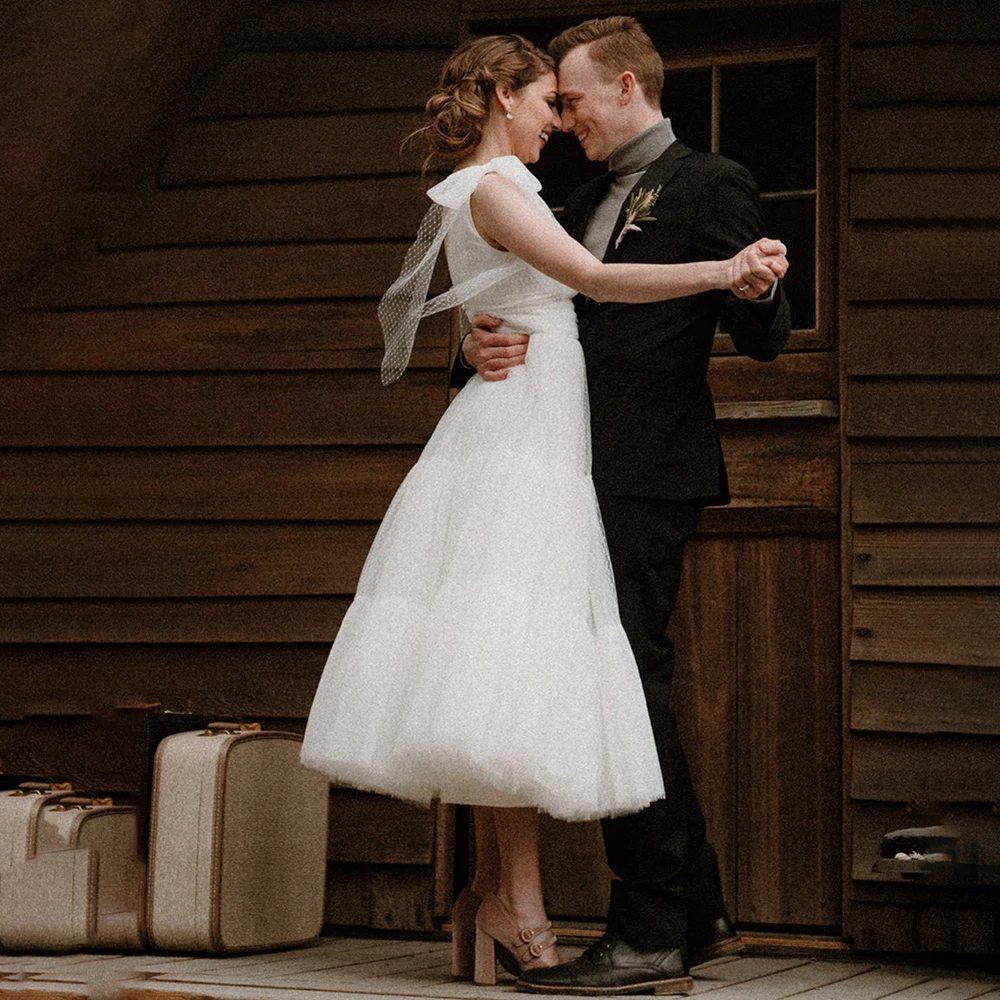 Tiered Polka Gepunktete Tüll Tee Länge Hochzeit Kleid Niedrigen V Ausschnitt Nach Maß Plus Größe Backless Puffy Geraffte Strand Braut kleider