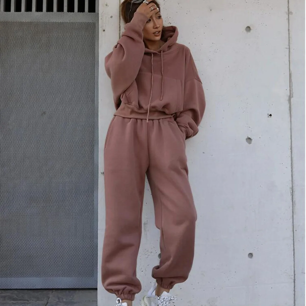 

Women's fashion long sleeve hooded sports leisure suit hoodie winter clothes women Women's tracksuit